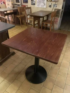 Table bistrot