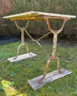 Table bistrot