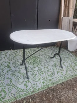 Table bistrot