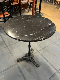 Table bistrot