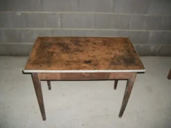 Table bistrot