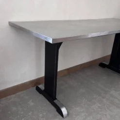 Table bistrot