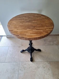 Table bistrot