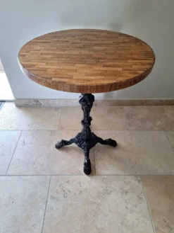 Table bistrot