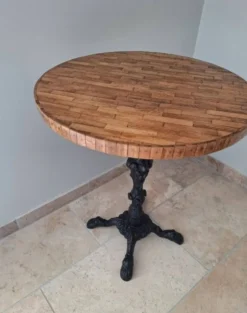 Table bistrot