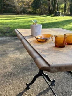 Table bistrot