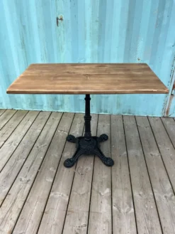 Table bistrot