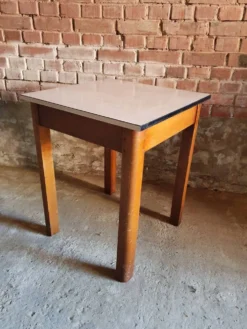 Table bistrot 1970