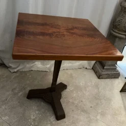 Table bistrot