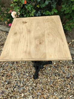 Table bistrot