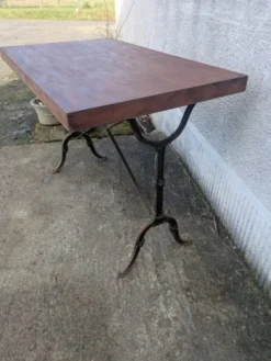 Table bistrot