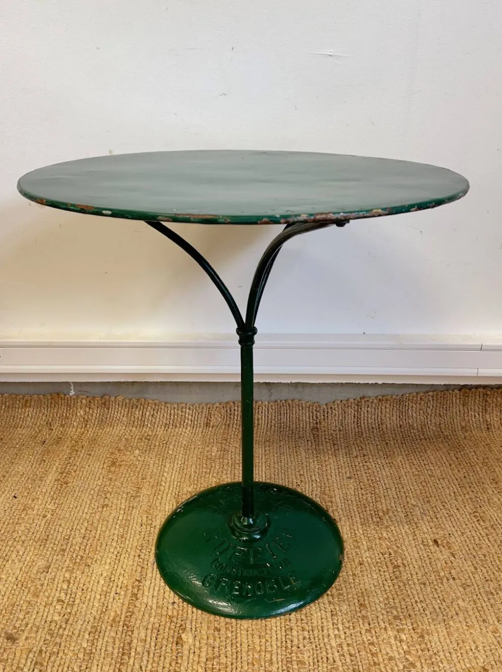Table bistrot ancienne en métal - Ruffier Grenoble – peinture émaillée