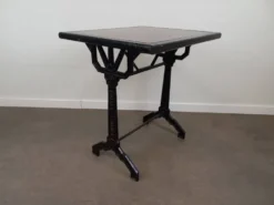 Table bistrot art déco