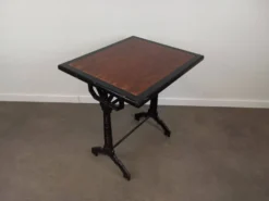 Table bistrot art déco