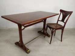 Table bistrot art nouveau