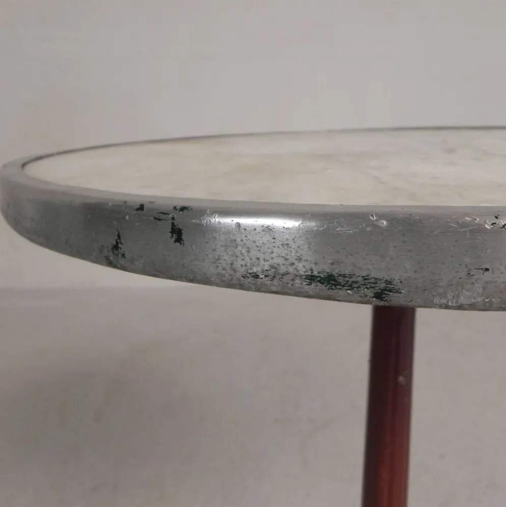 Table bistrot avec pieds en fonte et plateau en marbre, années 1920