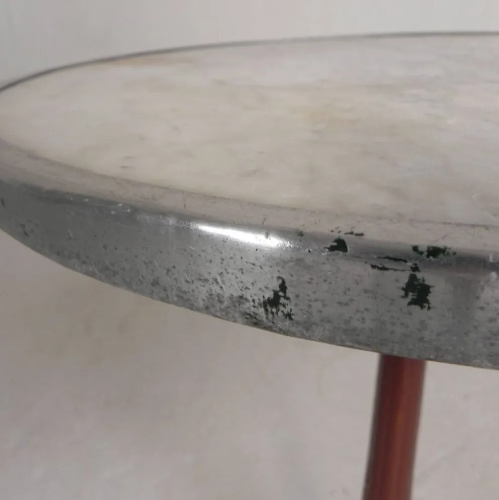 Table bistrot avec pieds en fonte et plateau en marbre, années 1920