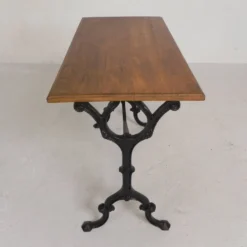 Table bistrot avec plateau en chêne sur piètement en fonte, années 1930