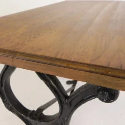 Table bistrot avec plateau en chêne sur piètement en fonte, années 1930