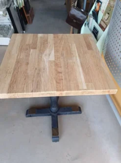 Table bistrot bois vintage