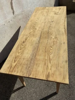 Table bistrot brute
