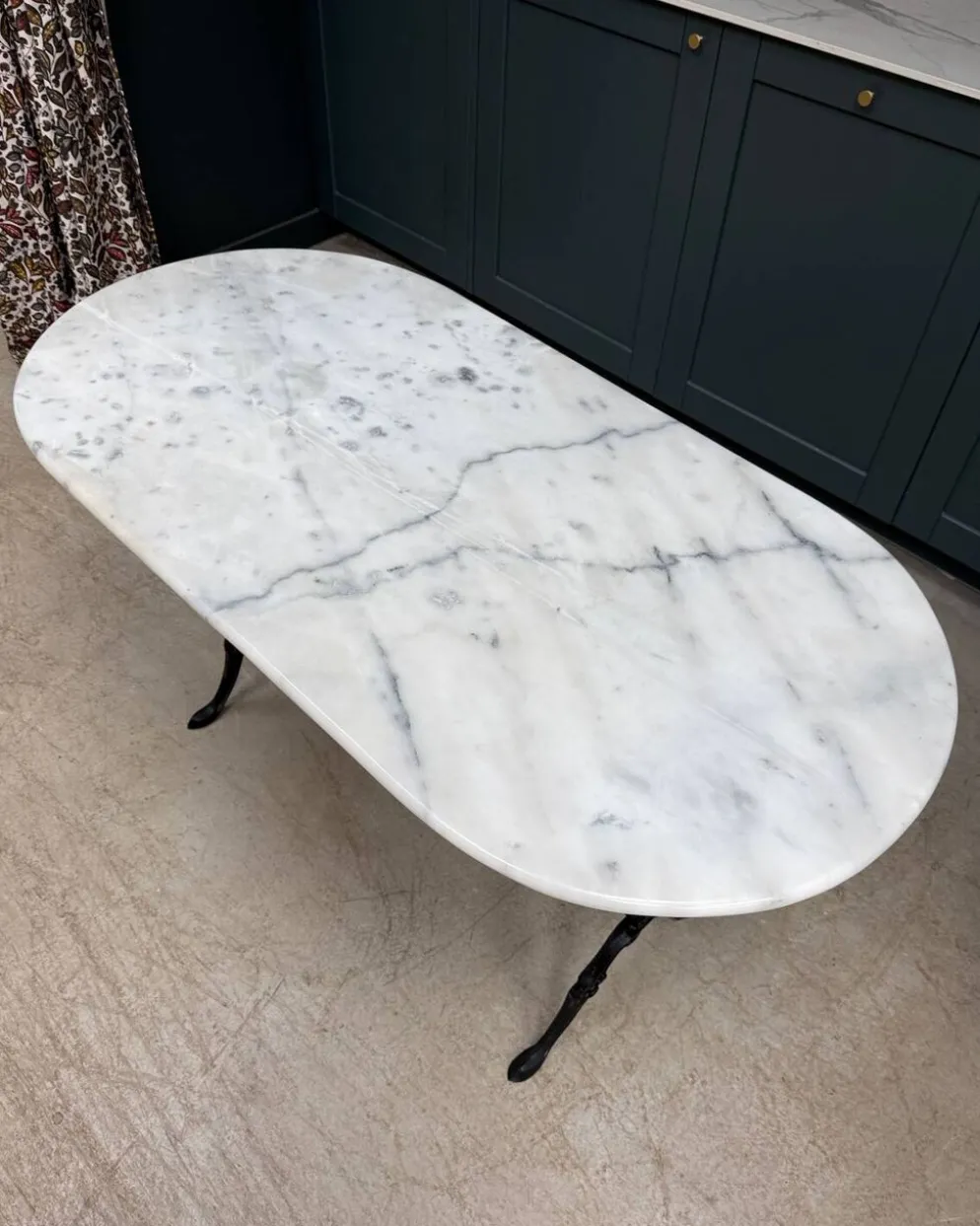 Table bistrot en fonte et marbre