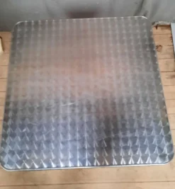Table bistrot en metal