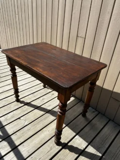 Table bistrot en noyer