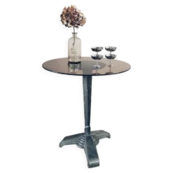 Table bistrot estampillée Louis Vuitton