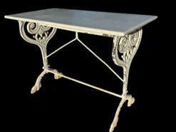 Table bistrot, France années 1900