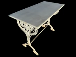Table bistrot, France années 1900