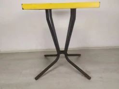 Table bistrot jardin