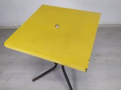 Table bistrot jardin