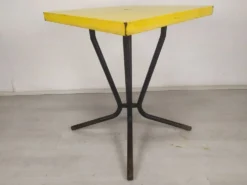 Table bistrot jardin