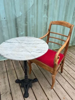 Table bistrot marbre