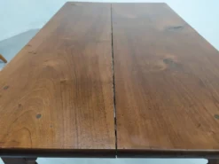 Table bistrot noyer