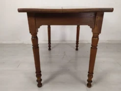Table bistrot noyer