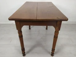Table bistrot noyer