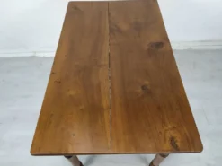 Table bistrot noyer