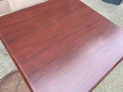 table bistrot parisienne fonte Mid-century French Paris café Montmartre bistro table 80s