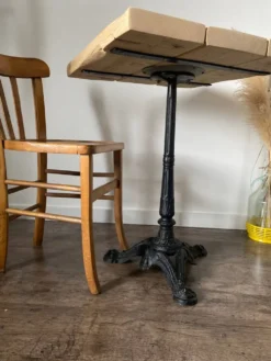Table bistrot pied central en fonte style industriel