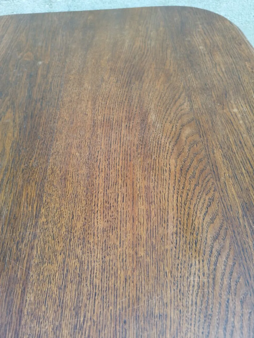 Table bistrot pieds en bois courbé