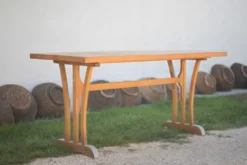 Table bois vintage, table bistrot Maison Guillaume a Bourges, table d'appoi