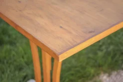 Table bois vintage, table bistrot Maison Guillaume a Bourges, table d'appoi