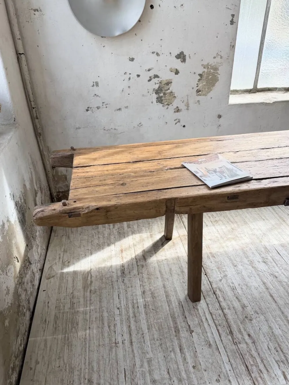 Table brutaliste art populaire XXL 3m5/4m pin et chêne
