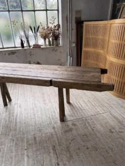 Table brutaliste art populaire XXL 3m5/4m pin et chêne