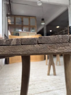 Table brutaliste art populaire XXL 3m5/4m pin et chêne