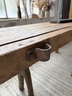 Table brutaliste art populaire XXL 3m5/4m pin et chêne