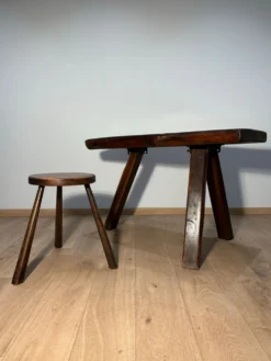 Table brutaliste chêne massif