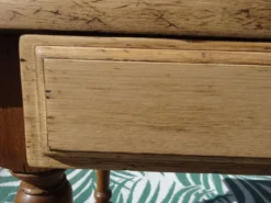 Table bureau en chêne masssif